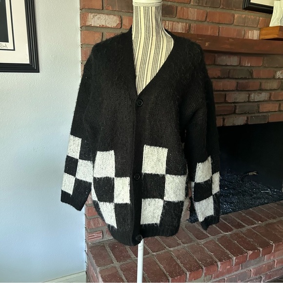 ZARA Oversized Checkered Cardigan in Black & White Sz S - Picture 1 of 6